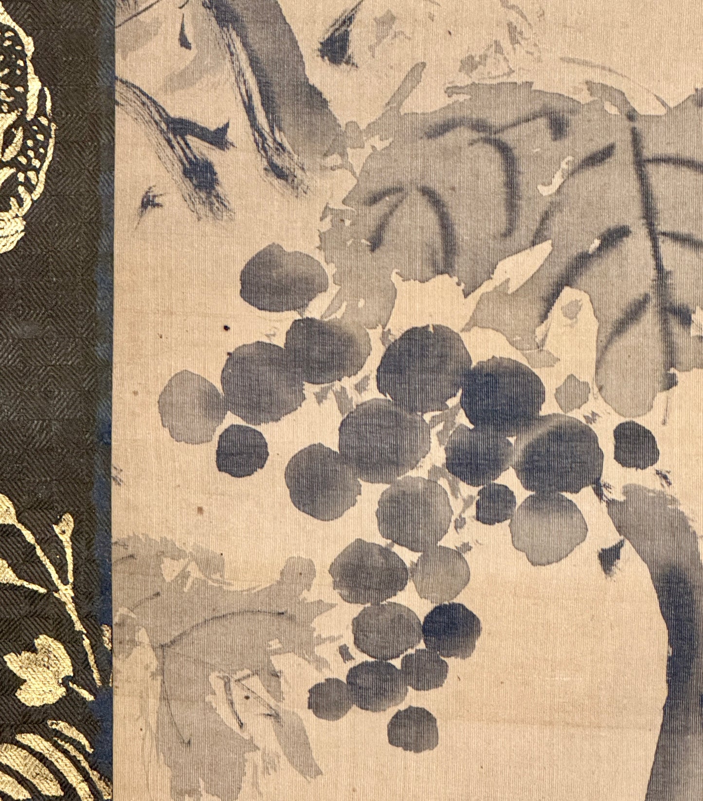 Grapes with Squirrel 葡萄と栗鼠 | Kanō Dōun (also Tōun) 狩野洞雲 | 1625-1694