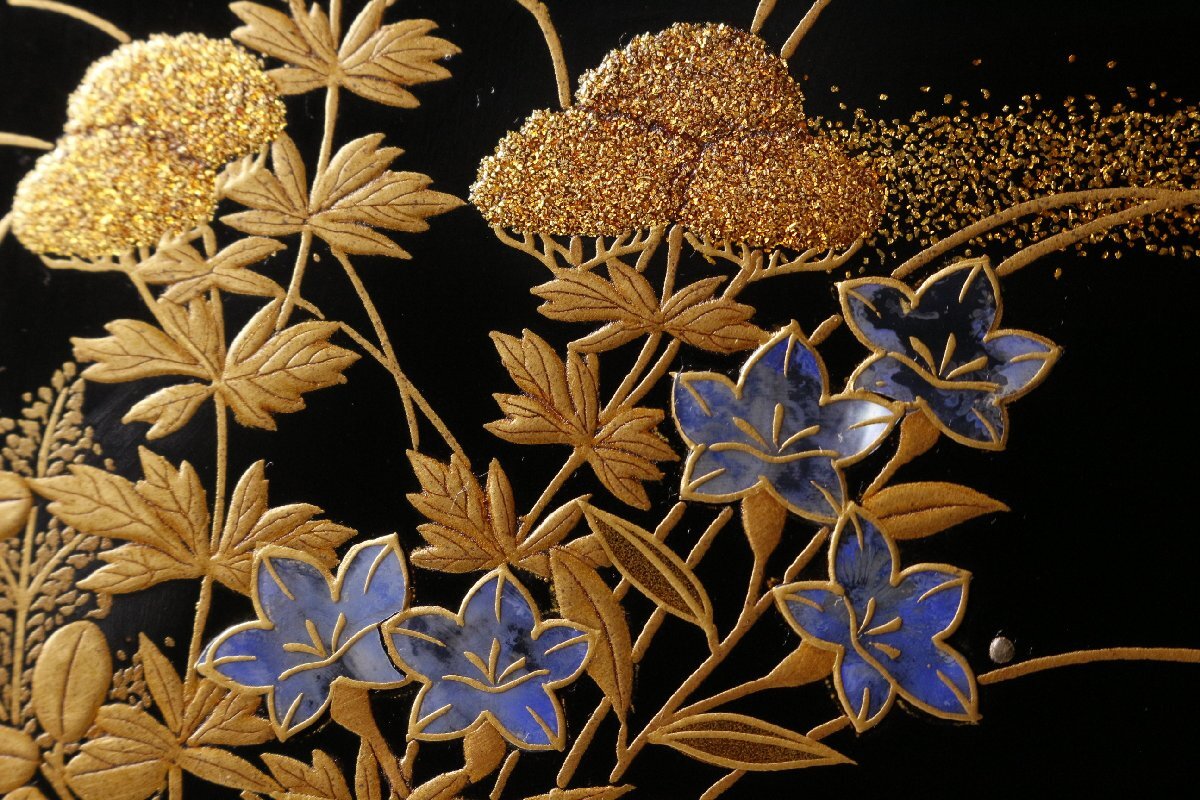 Inkstone Box with Autumn Grasses | Kaga Makie | 20th century